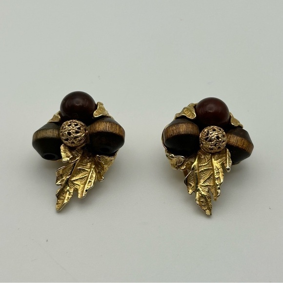 Vintage Arthur Pepper Gold Tone Leaves & Brown Beads Statement Clip On Earrings - Picture 4 of 8